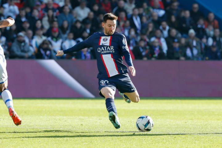 更是对彼此 更是对彼此